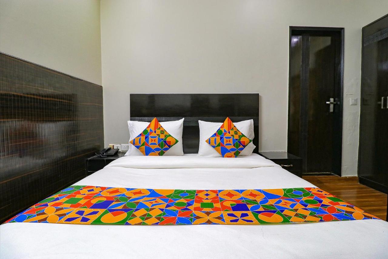 Fabhotel La Ola New Delhi Luaran gambar